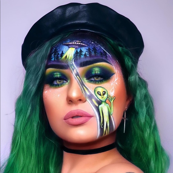 👽New Jeffree Star Alien Palette 👽 - Picture 8 of 8